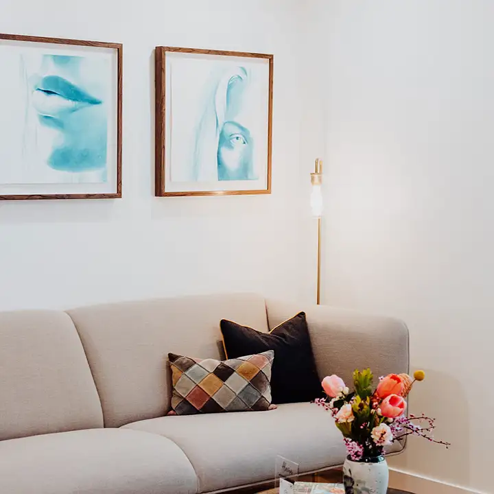 aluma waiting room
